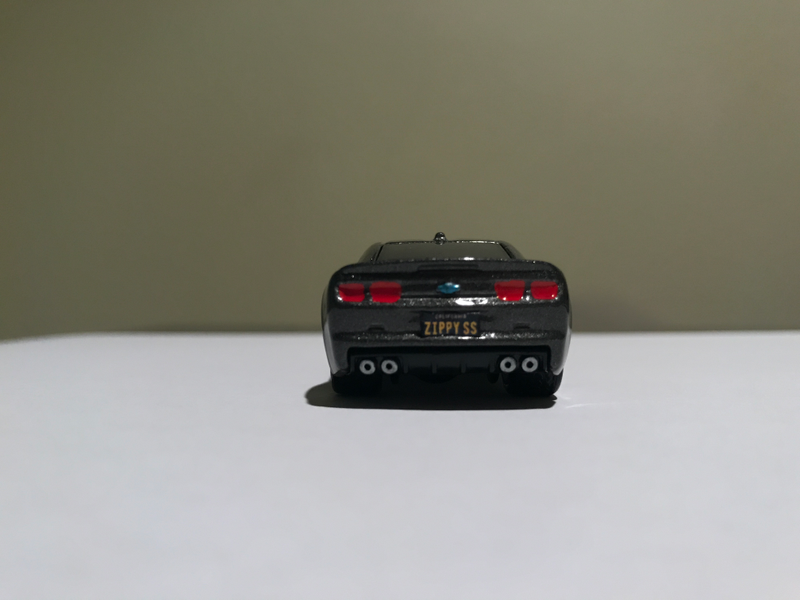 Illustration for article titled 1:1 Custom